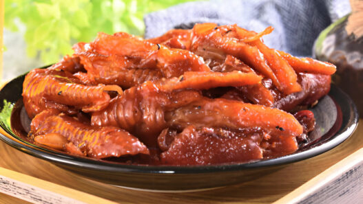 Spicy Stir-fried Boneless Chicken Feet Recipe