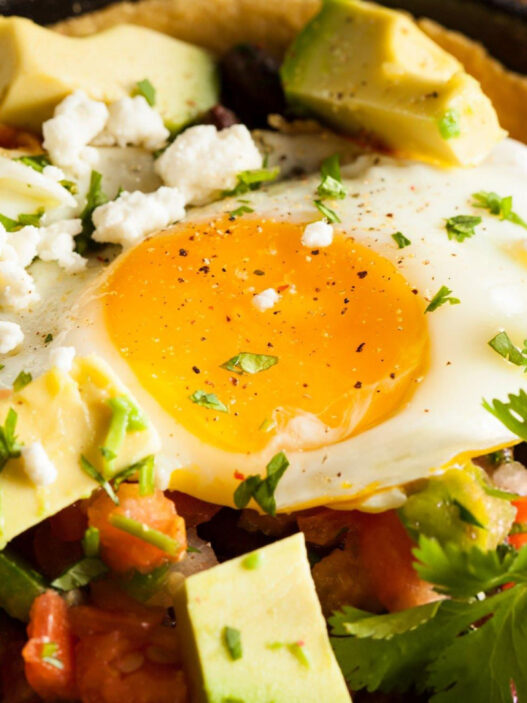 Chicken Huevos Rancheros Recipe
