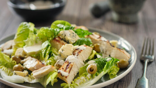 Chicken with Blue Cheese Salad Recipe