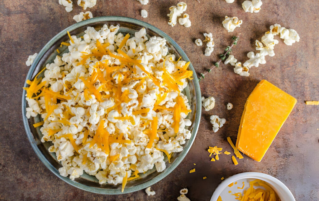 Cheese Popcorn with Garlic Recipe