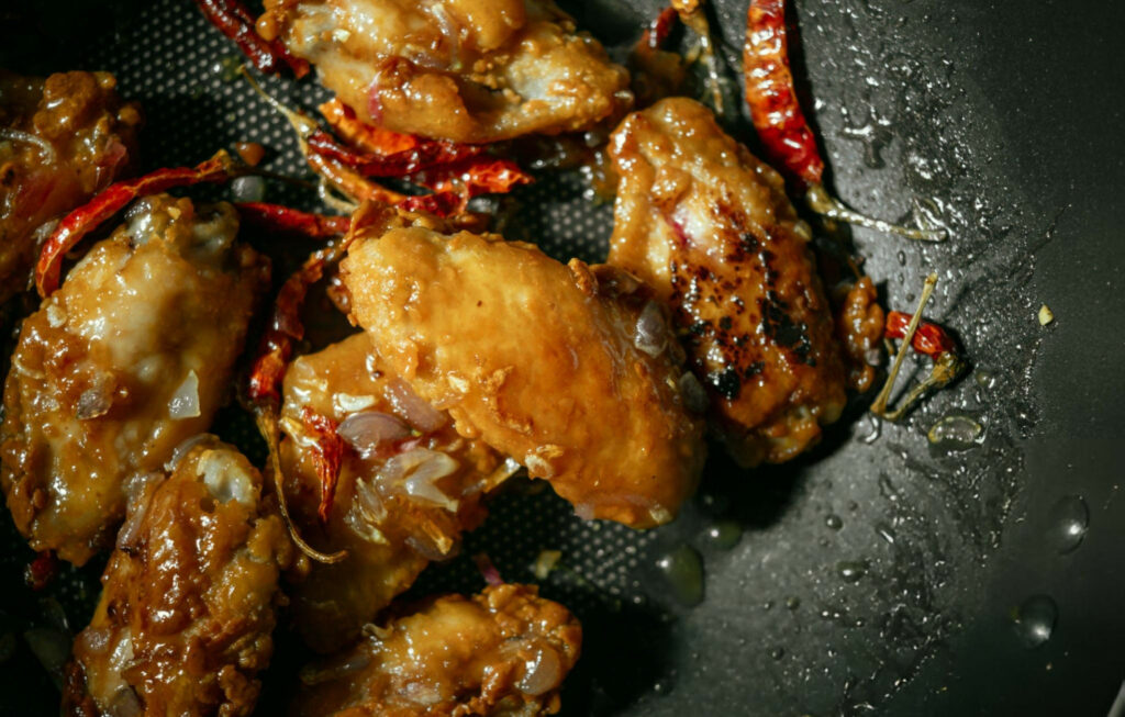 Crispy Chicken Wings with Spicy Tamarind Sauce Recipe
