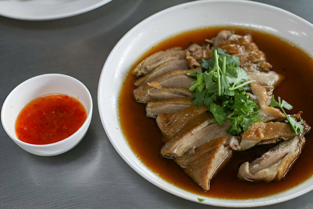 Spice Steamed Duck Recipe (Ped Palo)