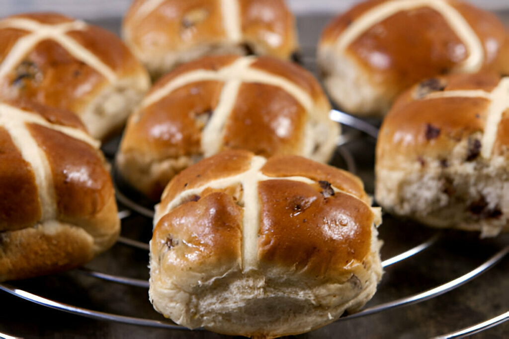 Traditional Hot Cross Buns Recipe