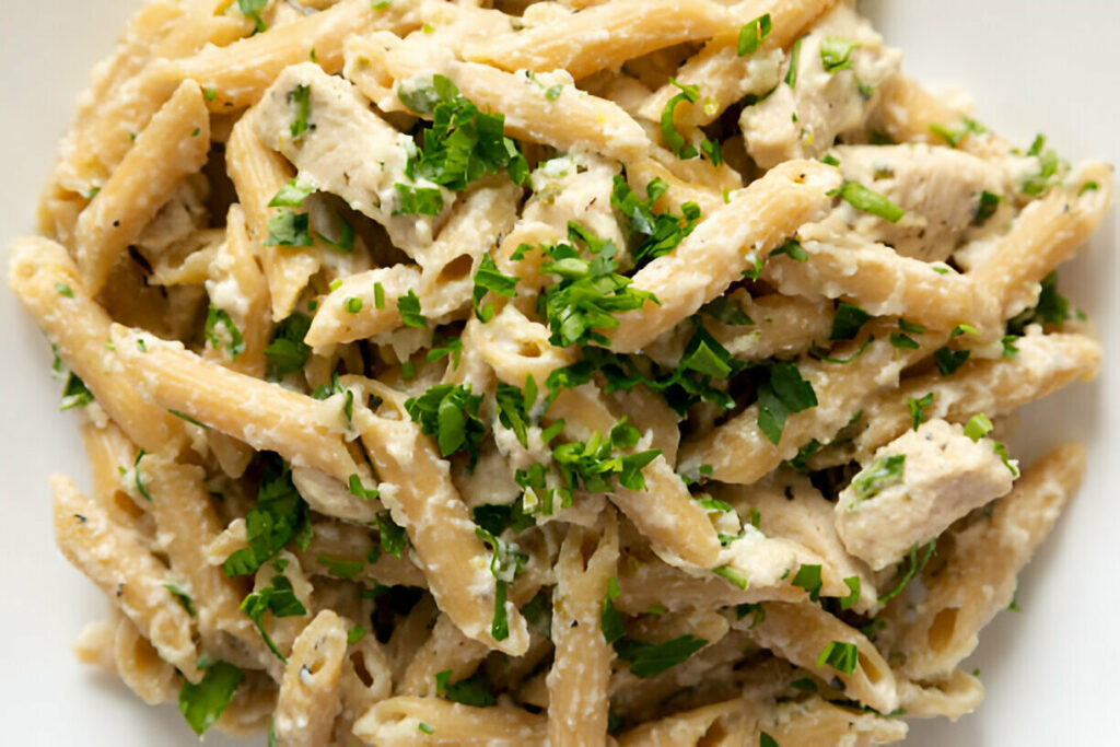Creamy Garlic Chicken Pasta Recipe