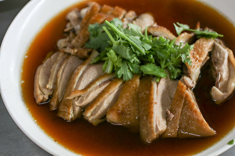Spice Steamed Duck Recipe (Ped Palo)