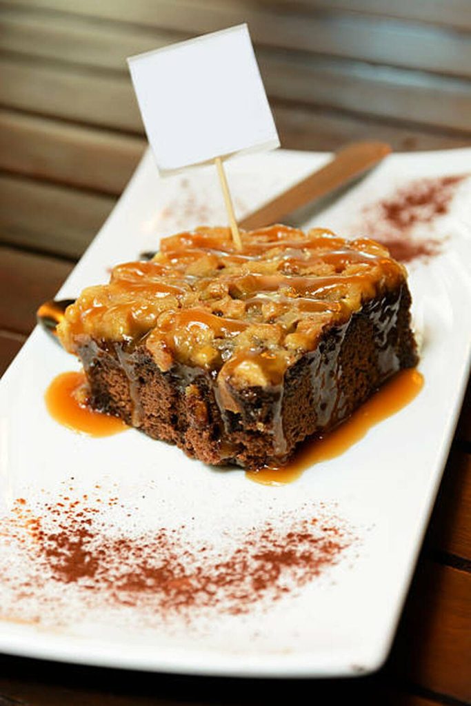 Walnut toffee cake